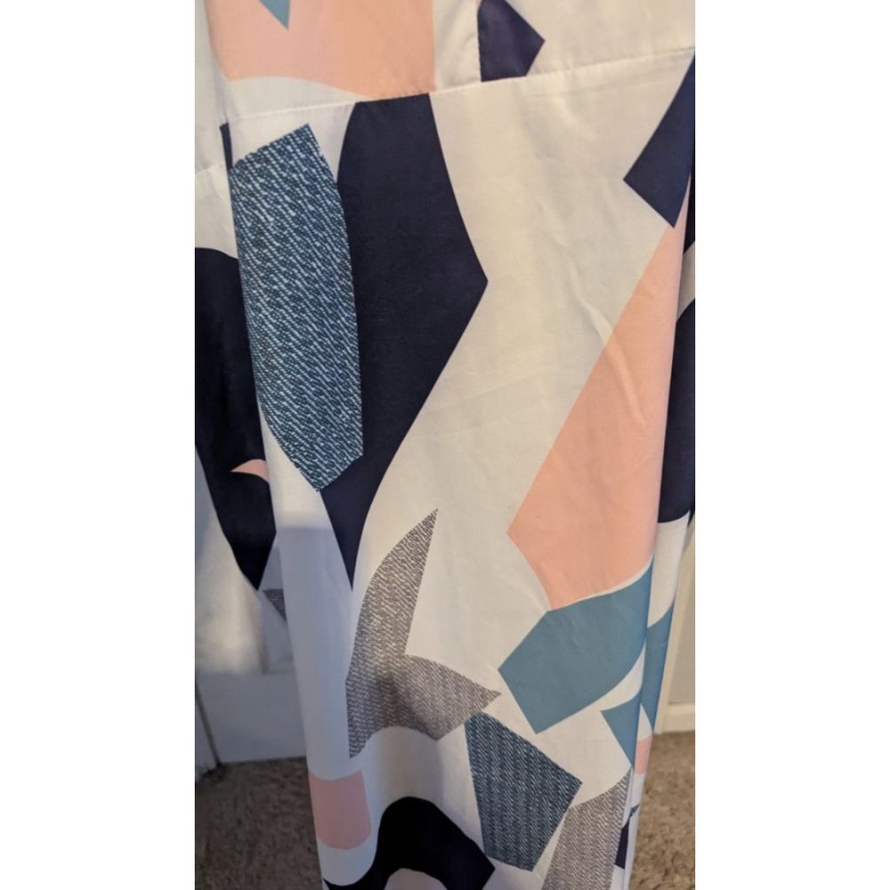 Measeor Geometric design light dress XL - Picture 7 of 7